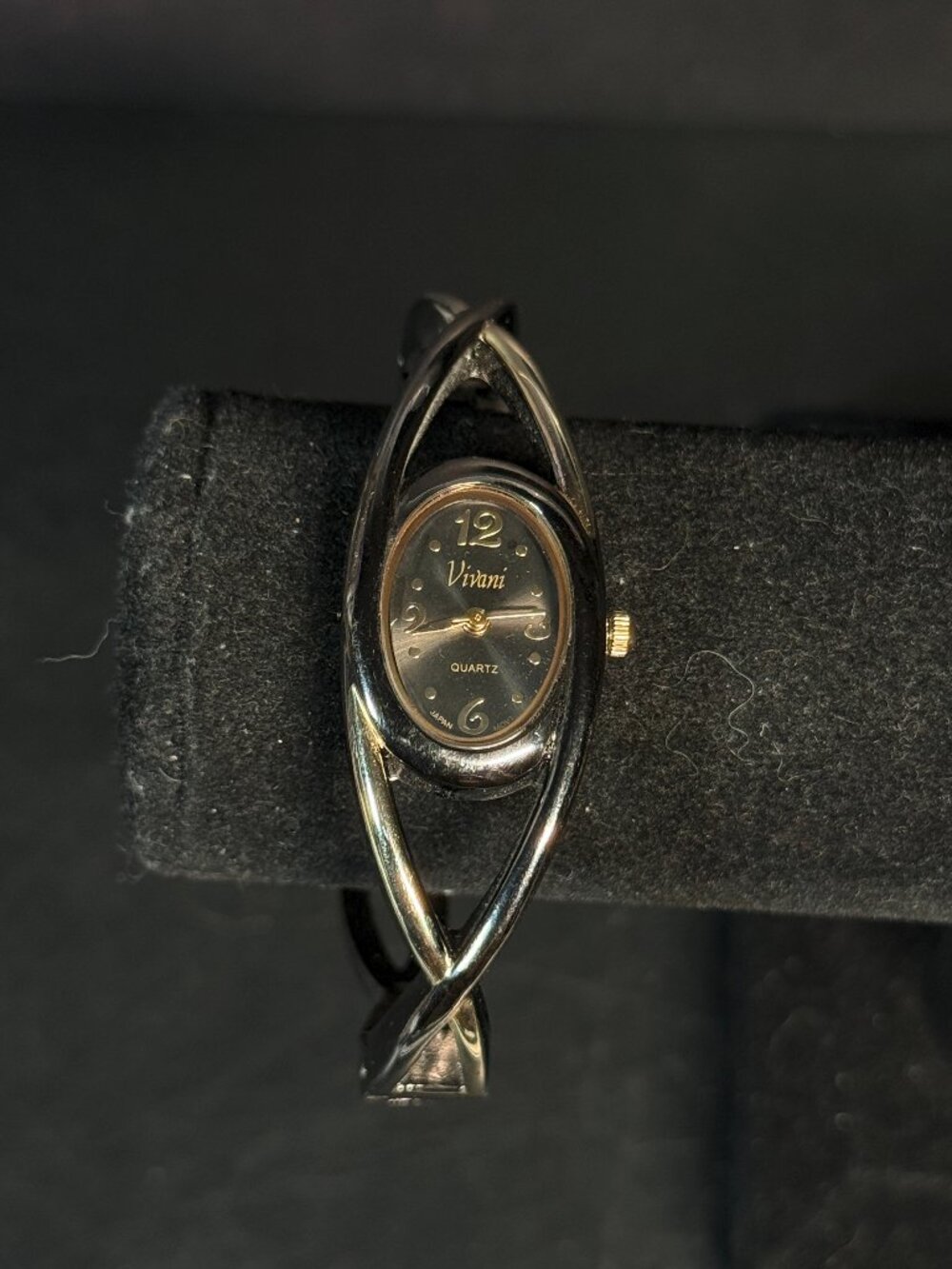 Vivani Women’s Cuff Watch Black Gold Tone Quartz Accutime Japan Movt K1194A